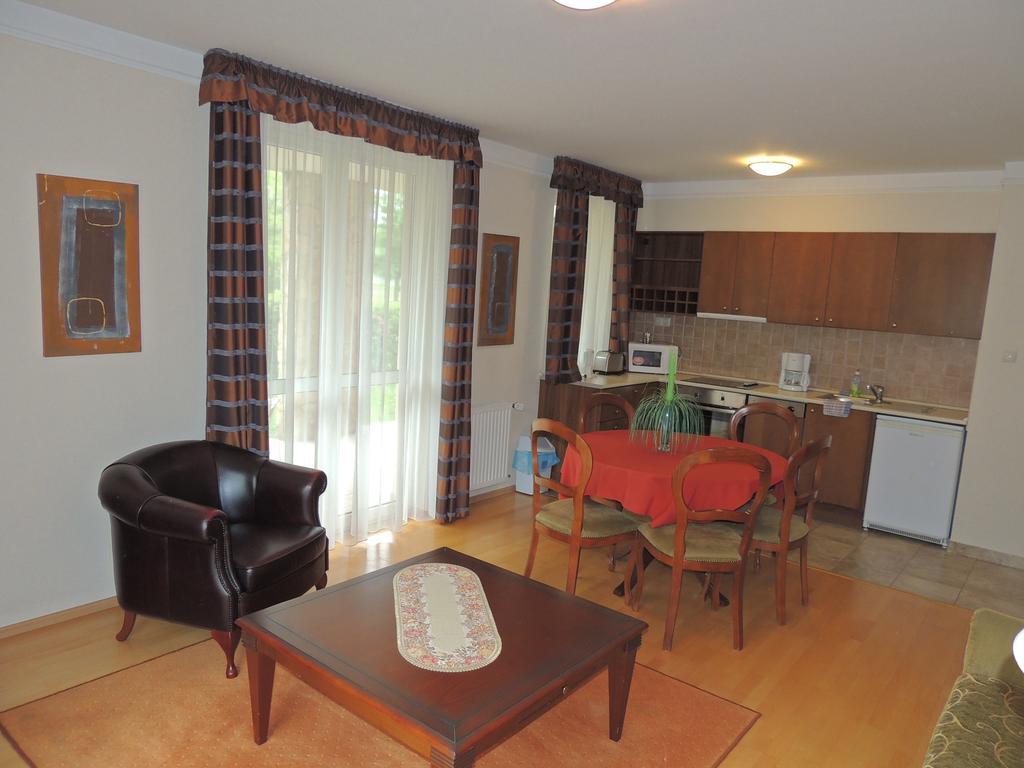 Luxus Golf Apartment Buk Bilik gambar
