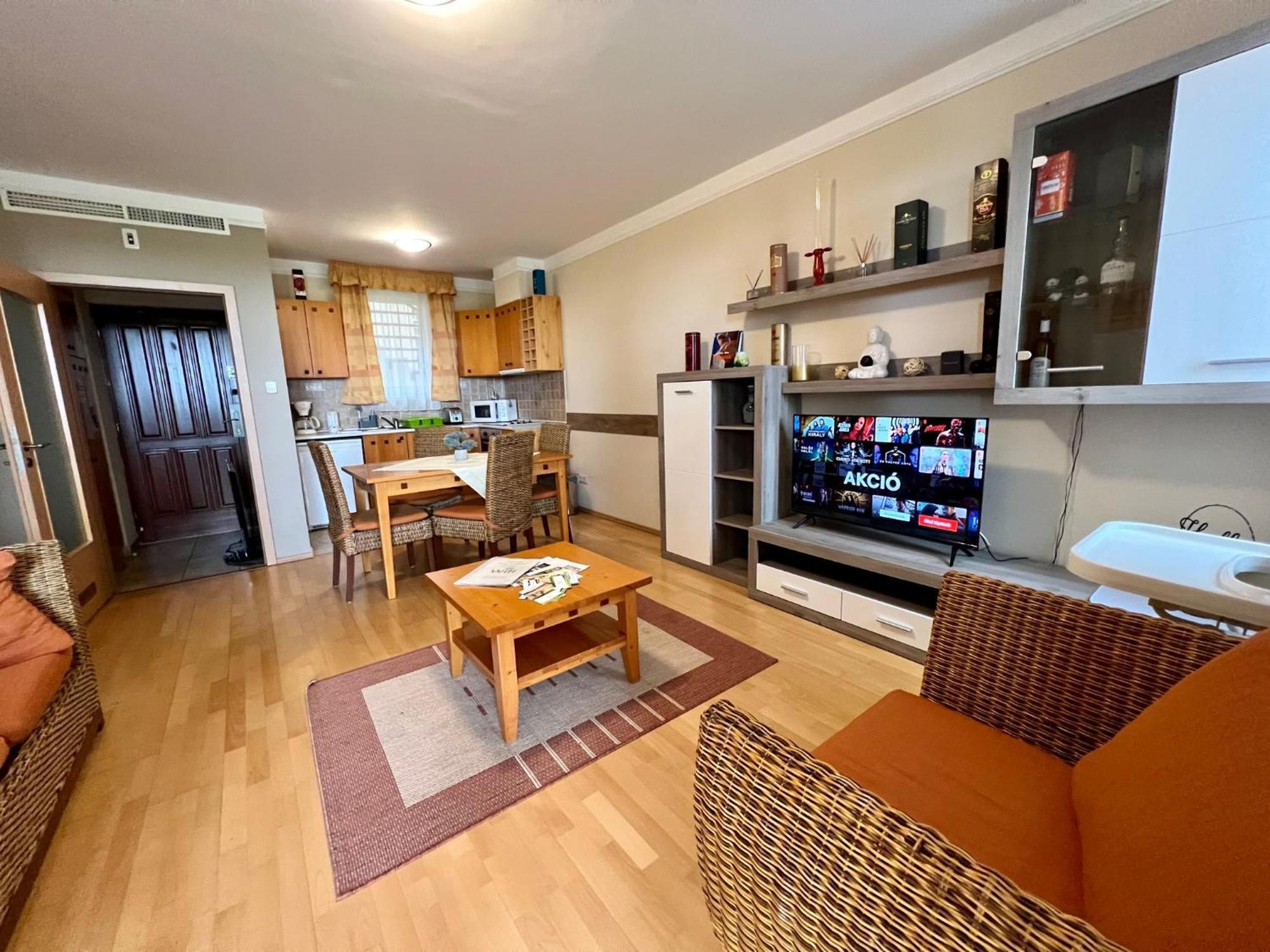 Luxus Golf Apartment Buk Luaran gambar