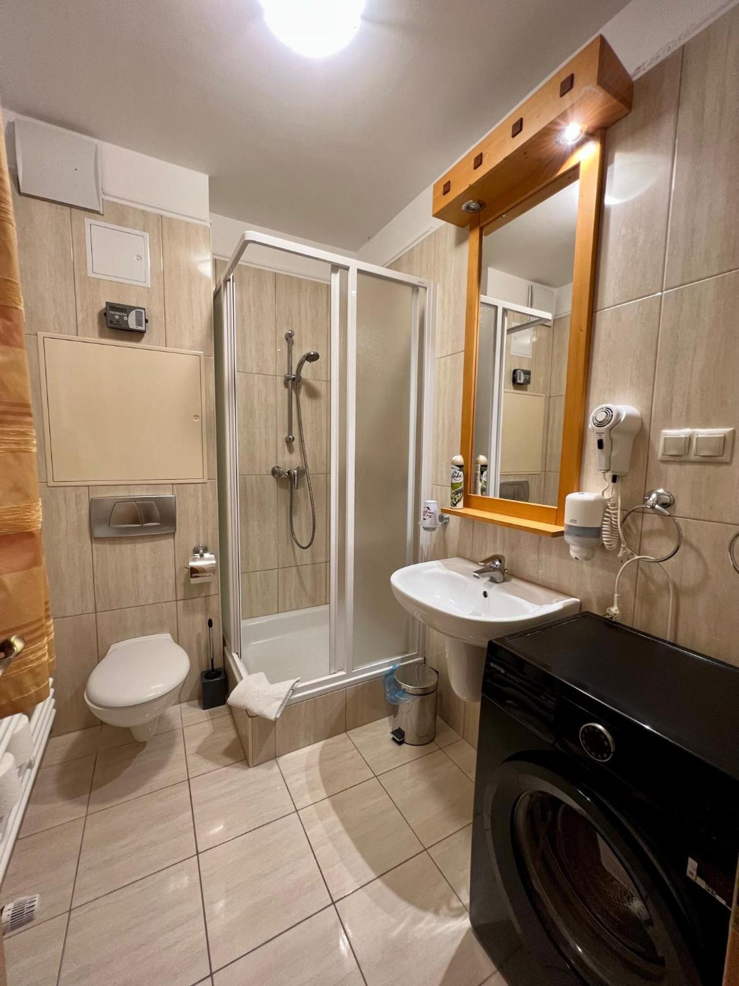 Luxus Golf Apartment Buk Luaran gambar